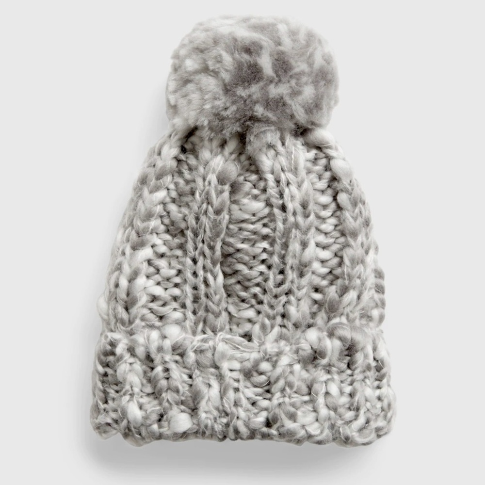 GAP Knit PomPom Beanie/Toque
